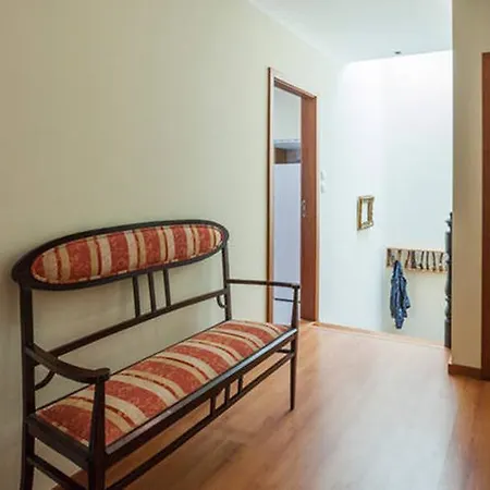 Beach House In Espinho For 6+ Pax *